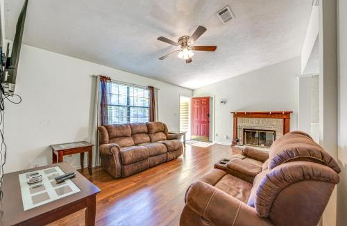 Tallahassee House | Quiet and Convenient Tallahassee Home, 4 Mi to Lake!