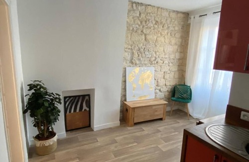 14th Arrondissement Apartment | Quiet apartment in paris center