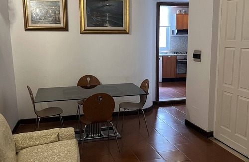 Rione VI Parione Apartment | Quiet apartment