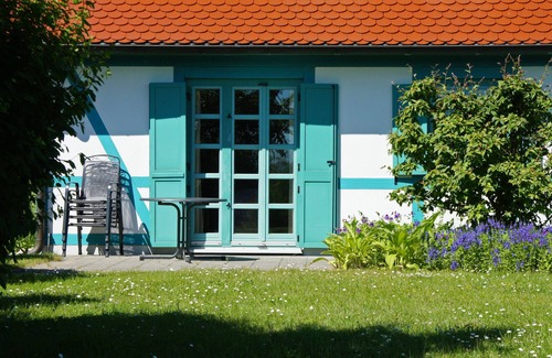 Kreptitz Apartment | quiet apartment near the beach on the ground floor with garden incl. Indoor swimming pool /sauna etc.