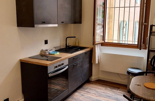 Aubagne Apartment | Quiet, brand-new studio in old town center