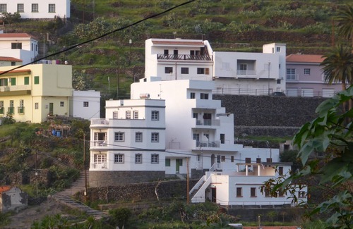 Valle Gran Rey Apartment | Quiet, bright apartment with stunning views in a small village, with WiFi