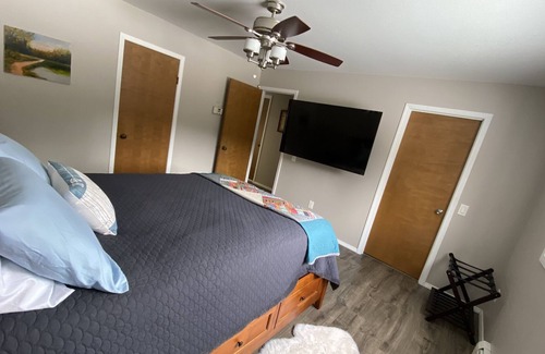 Kodiak House | Quiet, Central, and Sunny Kodiak House