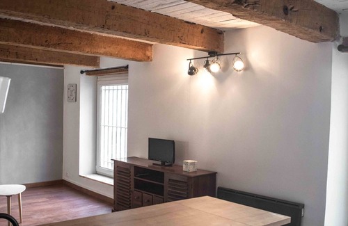 Noailles Apartment | Quiet cocoon close to downtown