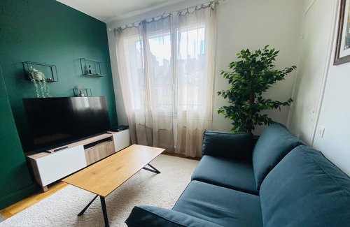 Saint-Jean Apartment | Quiet cocoon in the center of town