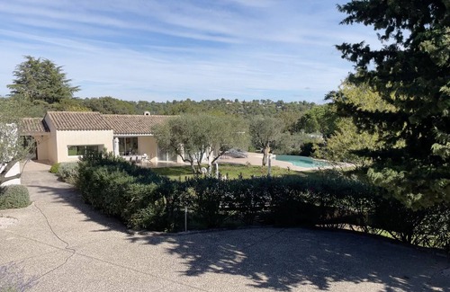 Quartier des Espesses Villa | Quiet, contemporary villa in Nîmes with private pool and spa.