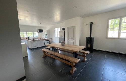 Mansigne Cottage | Quiet cottage near La Flèche, perfect for families