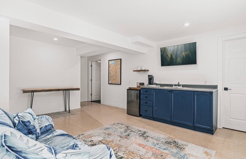 Perry Cottage | Quiet cottage on private lot minutes from town. Boater or snowmobieler delight!