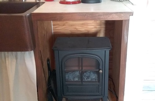 Ledbetter Cottage | Quiet Country Cottage