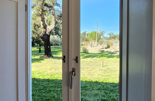 Santiago do Cacem House | Quiet detached country house, countryside &coast 22km, shared pool, restaurant.