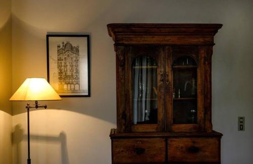 Voula Apartment | Quiet Family apartment with Garden and Balconies