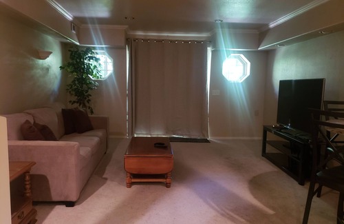 Thurston Apartment | Quiet Family Friendly 2 bedroom basement sleeps 6