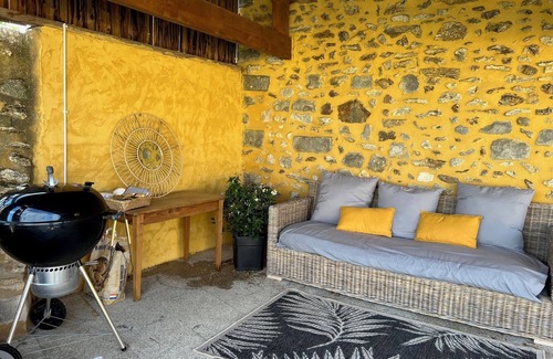 Limoges-Fourches House | Quiet family home with garden and pool