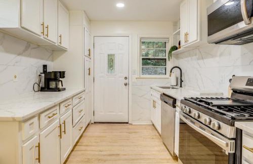 North Decatur House | Quiet Getaway about 8 Mi to Downtown Atlanta!