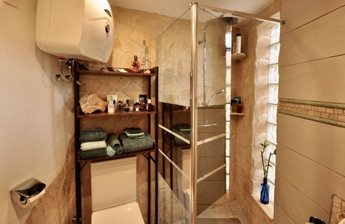 Cuevas Del Almanzora Apartment | Quiet guest room with lots of privacy - only 10 minutes by car from the sea.