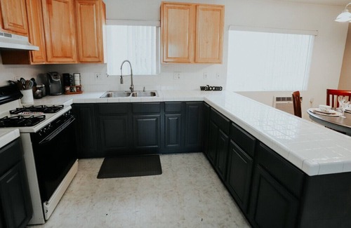 Yucaipa House | Quiet Hideaway | Dog Friendly | 2 King Beds