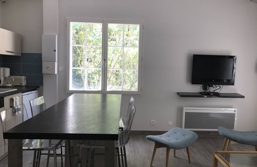 Saint-Georges-d'Oleron House | Quiet house with access to the beach in 3 minutes walk by the forest