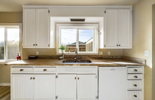 Arcata House | Quiet home with EV charging.