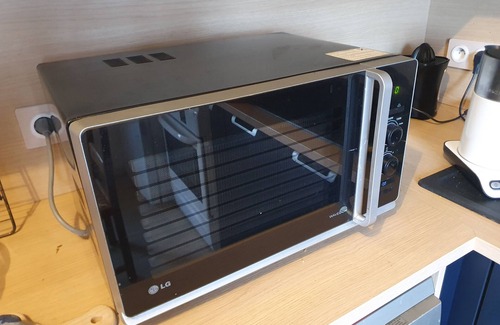 Chauffailles House | Quiet house close to all amenities and train station