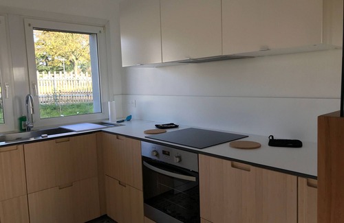 Chartres Cottage | Quiet house in Chartres with terrace, garden, and wheelchair accessible