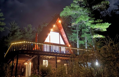 Mount Tremper House | Quiet Luxury Retreat in the Catskills - 2 bedrooms, Designer Amenities
