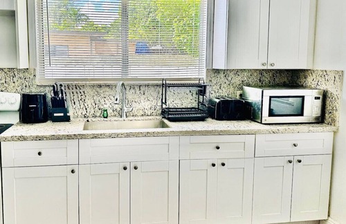 Coral Way Apartment | Quiet Miami Stay Perfect for Work,Relax, or party!