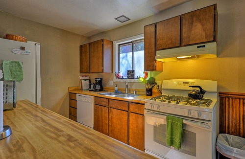 Truckee House | Quiet mountain home in Truckee