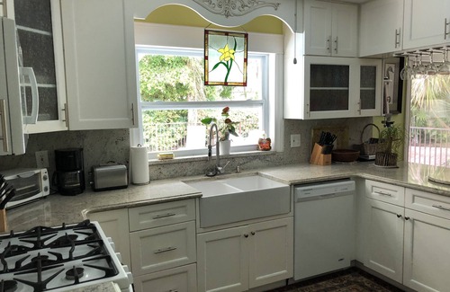 North River Shores House | Quiet Neighborhood Pool Home Close To Everything