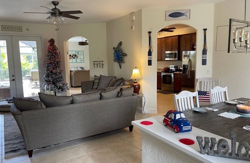 Rotonda Lakes House | Quiet neighborhood and heated pool. 4 bedroom, three bathroom home.