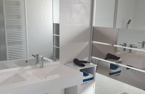 Proissans House | Quiet new house with indoor pool 2 km from Sarlat