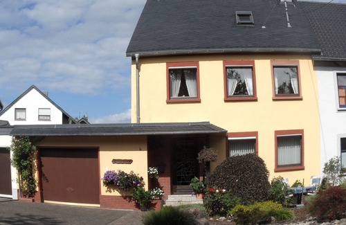 Holzerath Apartment | Quiet Non smoking apartment (approx 80sqm.) Located right on the edge.