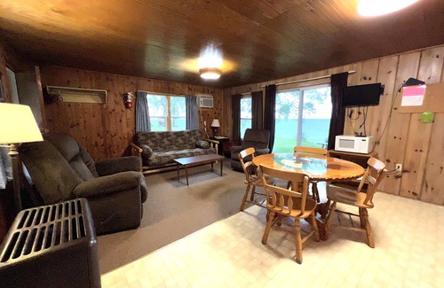 Federal Dam Resort | Quiet Northwoods Cabin on Leech Lake, Minnesota
