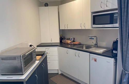 Manly Apartment | Quiet restful unit with seaviews