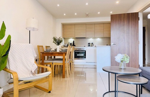 West Hendon Apartment | Quiet Retreat 1BR Apartment Near Wembley Stadium