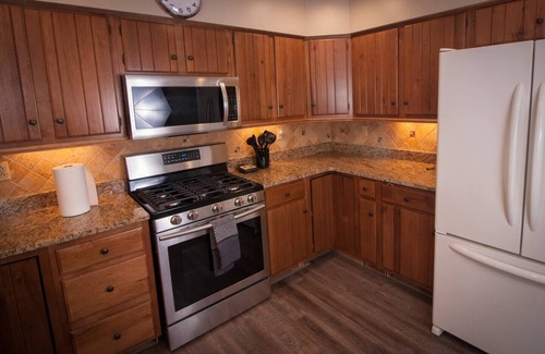 Level Park-Oak Park House | Quiet Retreat. Golf Courses, Gull Lake and Casino