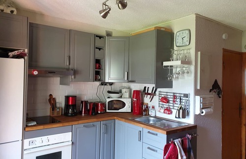 Valloire Apartment | Quiet south facing apartment near the slopes with a view of the Galibier