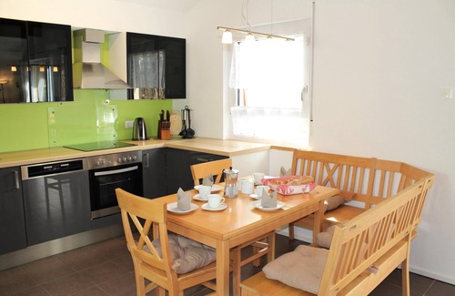 Schwob Apartment | Quiet, spacious vacation apartment "An der Ache 2" with balcony