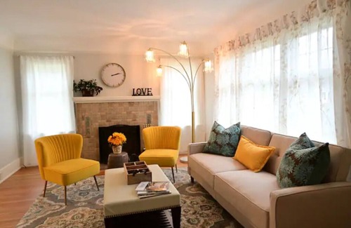 Ravenna House | Quiet UW cottage by Ravenna park-Perfect location by Zen Living