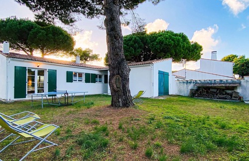 La Couarde-sur-Mer House | Quiet villa near the beach with garden and parking