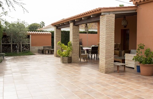Torrevieja Villa | Quiet Villa with private pool very close to Torrevieja center