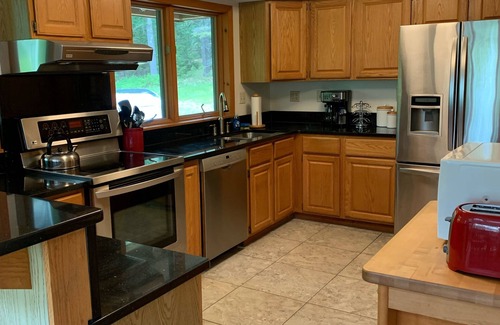 Georgetown House | Quiet waterfront serenity awaits!