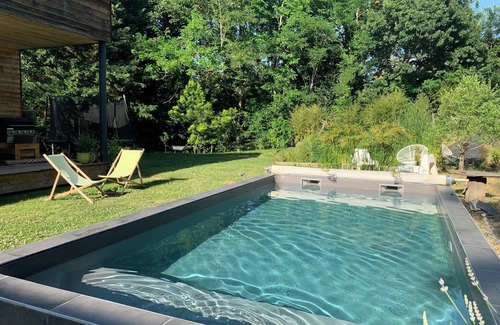 Corbarieu Villa | Quiet wooden house, air conditioning, swimming pool.