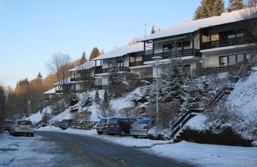 Schwalefeld Apartment | Quietly located vacation home near Willingen with a beautiful view