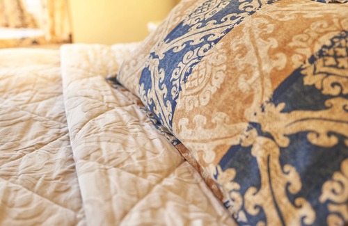 Stratford-upon-Avon Bed & Breakfast | Quilt and Croissants