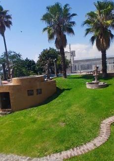 Tres de Mayo House | Quinta Cristina Burgos