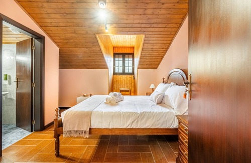 Rio Caldo House | Quinta da Carvalha quarto10