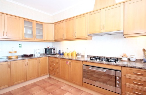 Santa Cruz House | Quinta do Santo by LovelyStay