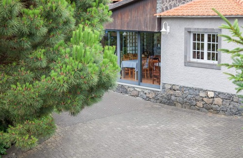 Santa Cruz House | Quinta do Santo by LovelyStay