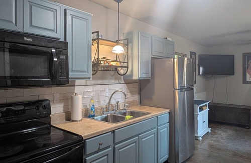 Centerville Apartment | Quite one bedroom apartment near Dardanelle Lake on 10 Acres