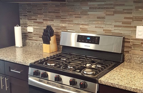 University Park House | QUITE TWNHSE 30 MINS TO CHI PRIVATE PARKING 3Bedrms 1 Full bath